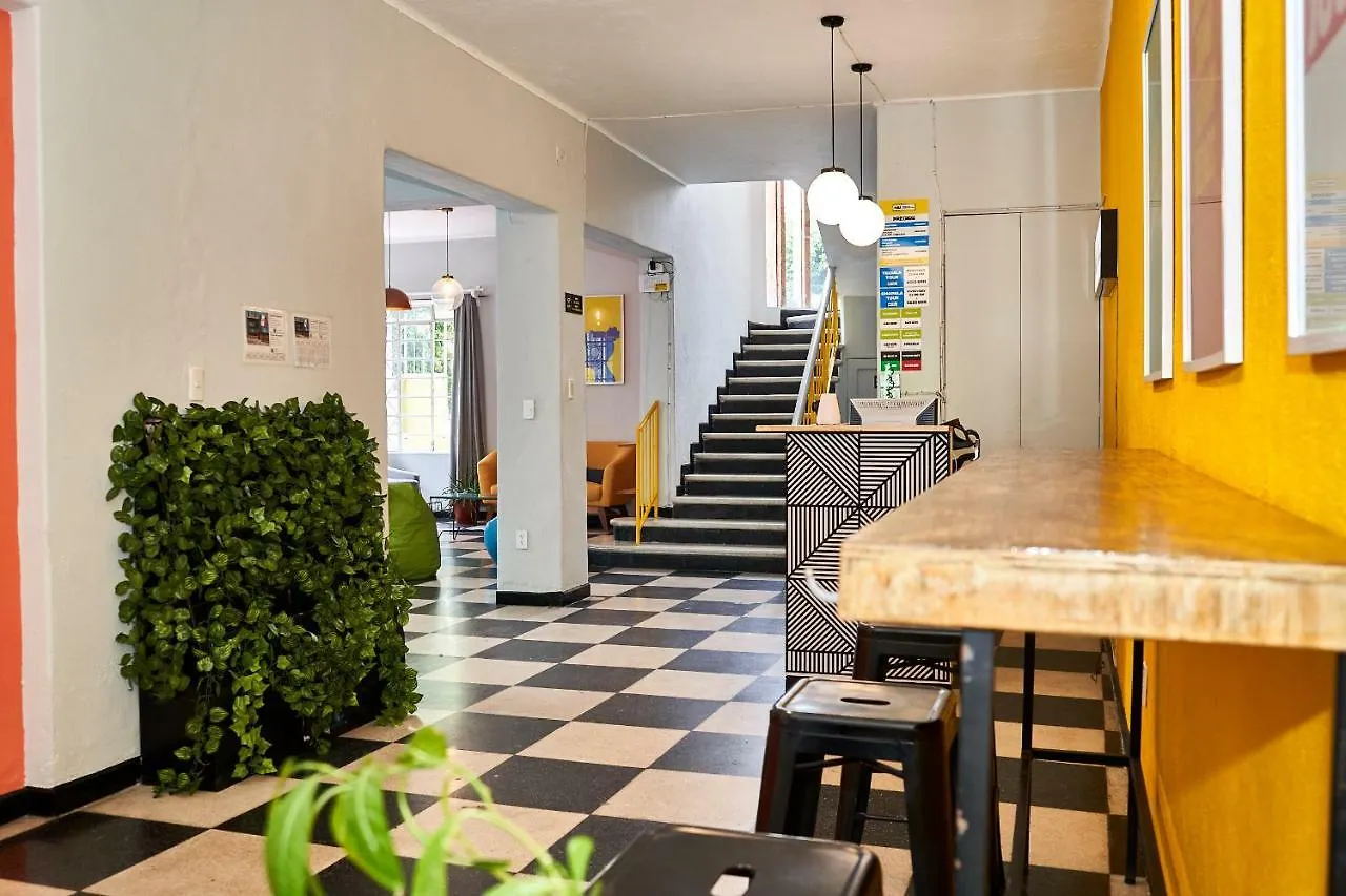 Albergue Hostal Americana Guadalajara
